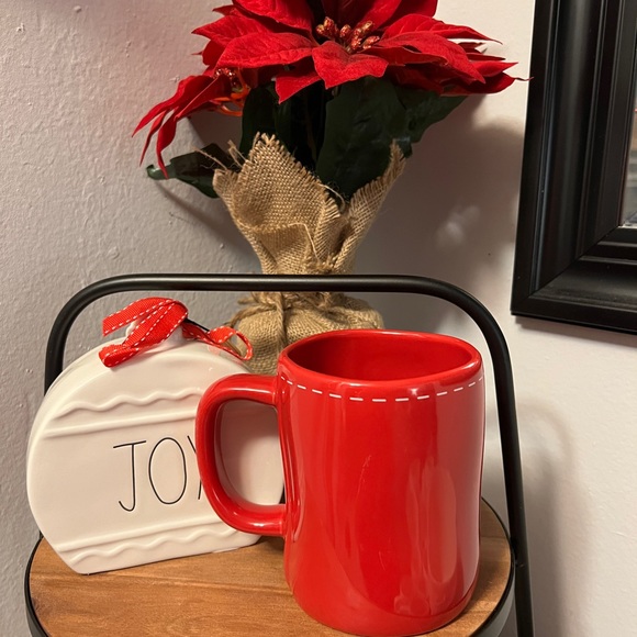 Rae Dunn Red “ Tis the Season” Mug New - Picture 2 of 4